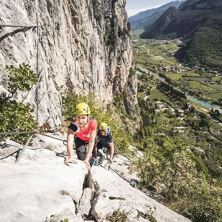 Me Ca - Appartamento Vacanze Riva del Garda Exterior photo