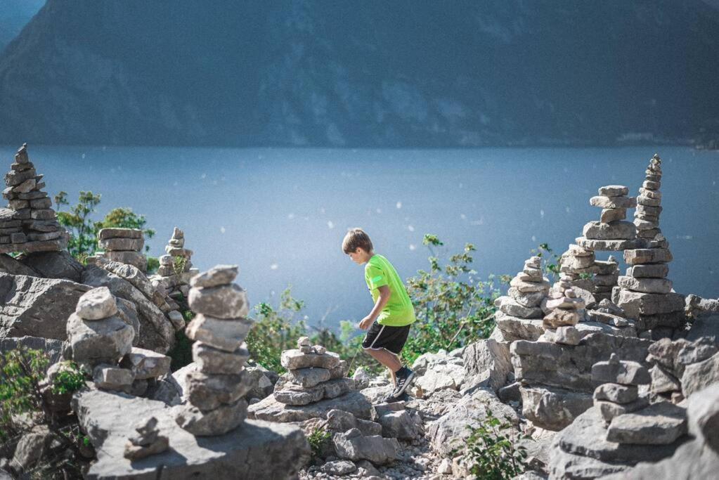 Me Ca - Appartamento Vacanze Riva del Garda Exterior photo